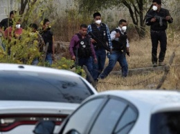 В Мексике бандиты убили 13 полицейских