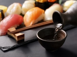Что пьют с суши - ТОП-5 напитков для гурмана
