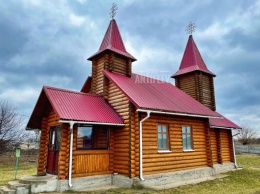 Как выглядит деревянный храм в селе Запорожской области, в котором были колонии меннонитов