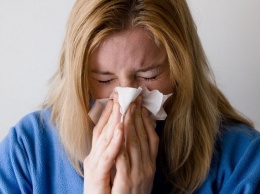 Обычная простуда может вытеснить коронавирус из организма: новое исследование