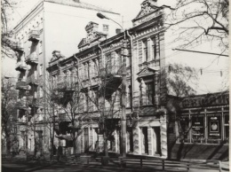 На старинном здании в центре Днепра восстановят аттик