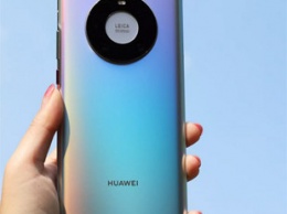Huawei уберет зарядку из комплекта Mate 40 Pro