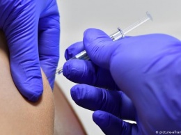 Защищает ли прививка против гриппа от заражения COVID-19?