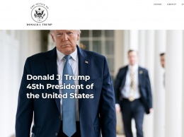45-й президент возвращается. Трамп запустил новый веб-сайт, на многих фото он с "полуотрезанной" головой