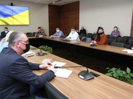 Председатель Полтавской облгосадминистрации Олег Синегубов встретился с представителями крупных торговых сетей