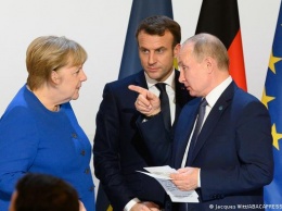 Комментарий: Меркель-Макрон-Путин, или Сеанс односторонней связи