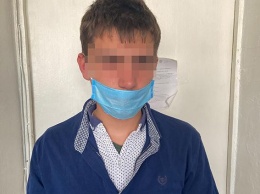 В Николаеве 18-летний парень зарезал своего товарища и ранил его девушку, фото