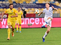 Два незасчитанных гола, пенальти, удаление тренера: "Динамо" вырвало победу у "Александрии"