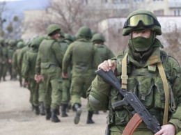 Крымчане в соцсетях обсуждают переброшенных Россией «зеленых человечков»