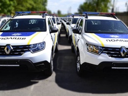 Нацполиция закупила 100 автомобилей Renault Duster, намерена купить еще 450 различных авто