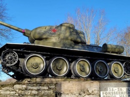 В Латвии хотят ввести штрафы за публичный показ военной техники СССР