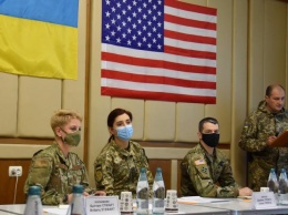 Делегация США поехала на Донбасс (ФОТО)