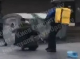 Драка с участием курьера в Киеве: в службе доставки отреагировали на дерзкую выходку сотрудника