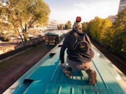 90% ожогов тела: в Одессе подросток взобрался на поезд ради селфи
