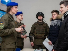 Военнослужащие академии Нацгвардии по выходным смогут бесплатно посещать музеи Харькова