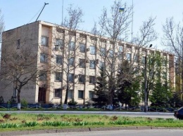 Здание райгосадминистрации в Мелитополе охраняют военные