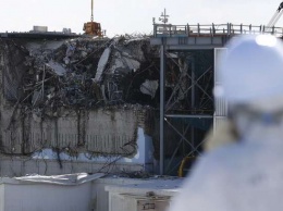 Япония сбросит воду с аварийной АЭС "Фукусима" в океан
