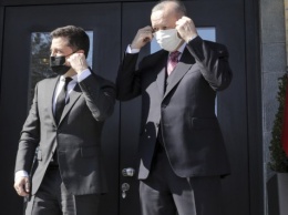 Стамбульский визит: Зеленский и Эрдоган "сверили часы" по безопасности