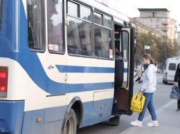 Из-за карантина: в Запорожской области закрыли 212 автобусных маршрутов (список)