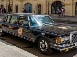В США за $190 тысяч продают последний советский лимузин (ФОТО)