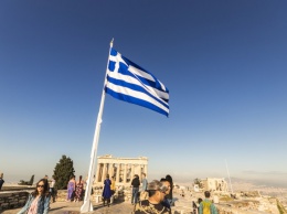 Греция отменила обязательный семидневный карантин для туристов
