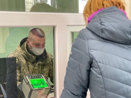 На Херсонщине гражданка пыталась попасть в Крым по «липовому» паспорту