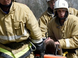 В пригороде Херсона спасатели вынесли из горящего дома 68-летнего пенсионера