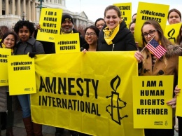 Сотрудники Amnesty International обвинили организацию в расизме