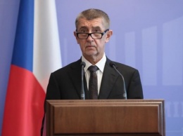 Премьер Чехии исправил свои слова о взрывах на складах