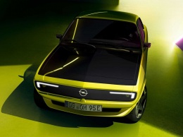 Opel Manta GSe ElektroMOD демонстрирует анимированную решетку радиатора в новом тизере (ВИДЕО)