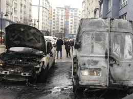 Из-за ревности: под Киевом задержали мужчину, который сжег четыре машины