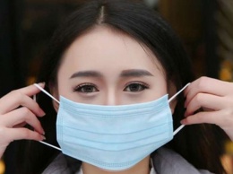 Эксперт раскрыла секрет сохранения макияжа под защитной маской