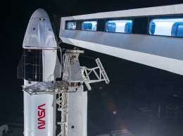 SpaceX впервые в истории запустила людей в космос на бывших в употреблении ракете и корабле