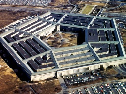 Пентагон вручил свою судьбу в руки мелкой фирмы