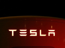 Tesla завершила квартал с рекордной прибылью