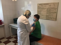 В Украине запустят более двух тысяч пунктов COVID-вакцинации