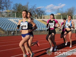 Полицейские Киевской области завоевали медали на чемпионате Украины по бегу