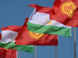 Таджикистан опровергает обстрелы жилых домов в Кыргызстане
