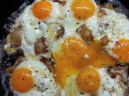 Названы самые вредные способы приготовления яиц