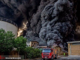 В Иране вспыхнул масштабный пожар на химзаводе, есть пострадавшие