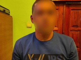 На Киевщине задержали парня, который на земле изнасиловал несовершеннолетию