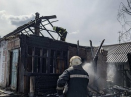 На Харьковщине два дома сгорели из-за неисправного мопеда, - ФОТО