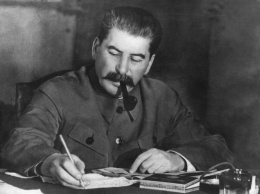 В Дагестанских Огнях демонтировали вызвавший скандал бюст Сталина