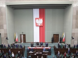 В Варшаве подписана декларация о сотрудничестве Украины, Польши и стран Прибалтики