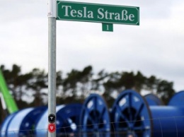 Немецкий завод Tesla введут в эксплуатацию не раньше следующего года