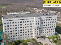 Новые операционные, лаборатории и "окно жизни" - в Богодуховской больнице завершили реконструкцию