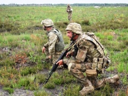 На Донбассе военный ВСУ получил осколочное ранение