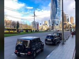 В Киеве заметили кортеж на один миллион долларов: фото