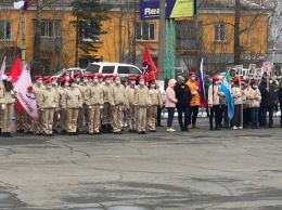 В Иркутской области школьников отправили на шествие с портретами Путина (фото)