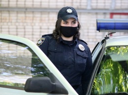 На случаи домашнего насилия в Никополе начали выезжать полицейские спецгруппы "Полина"
